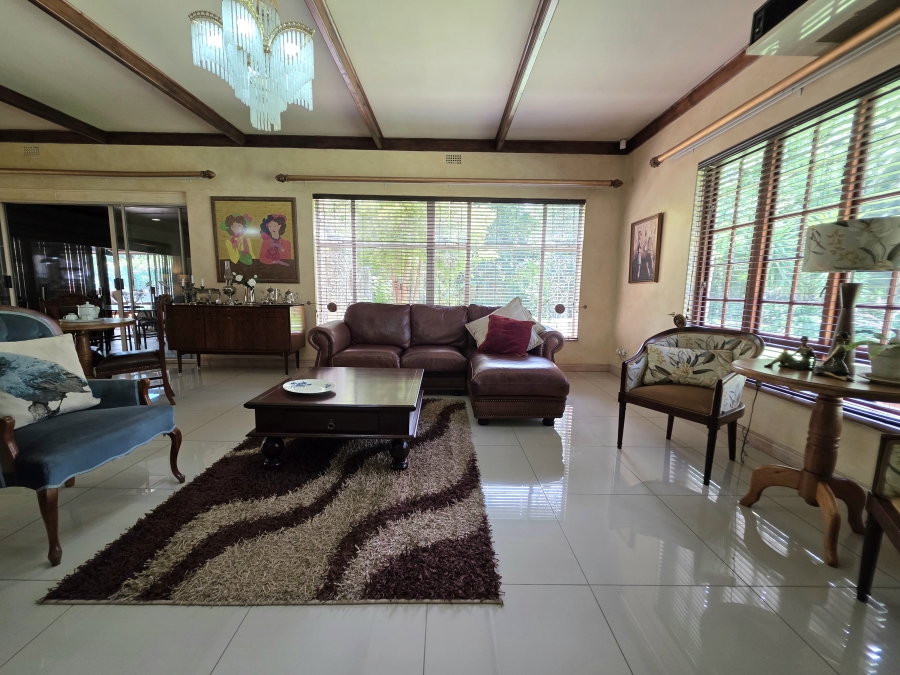 7 Bedroom Property for Sale in Jim Fouchepark Free State